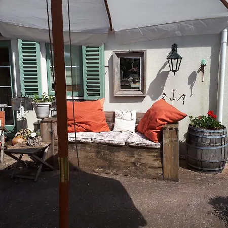 Homestay Bungalow Prinsenhof: Beachside Retreat With Private Garden