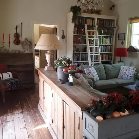 Accommodatie bij particulieren Bungalow Prinsenhof 6 - Private Garden With Fenced Garden Near The Beach - Not For Companies